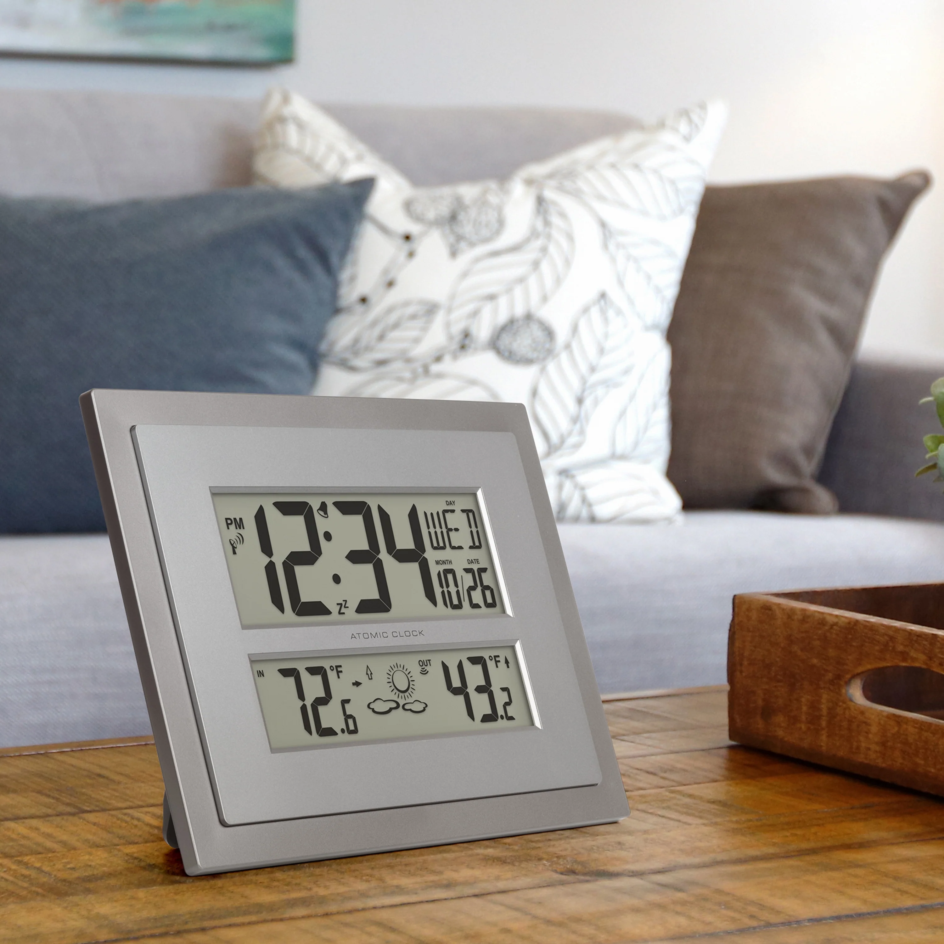 512-1422GRY Atomic Digital Wall Clock - Image 5